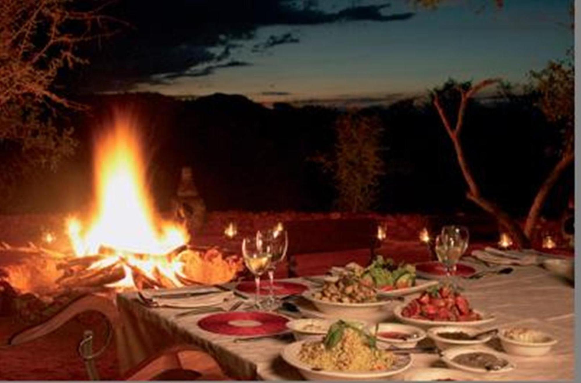 Etali Safari Lodge Madikwe Game Reserve Luaran gambar